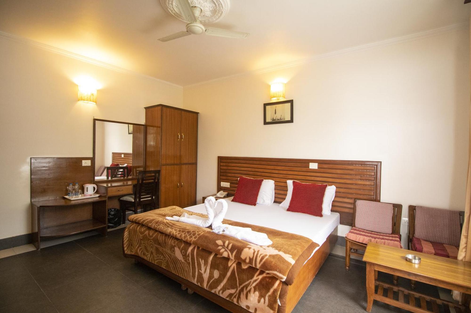 Wow Stayz2 Hotel The Lodge Dharamszala Kültér fotó