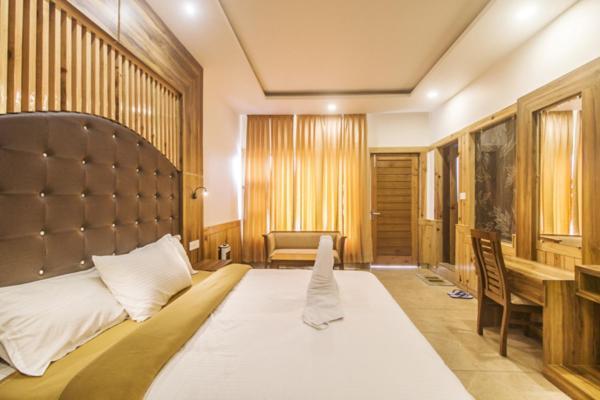 Wow Stayz2 Hotel The Lodge Dharamszala Kültér fotó