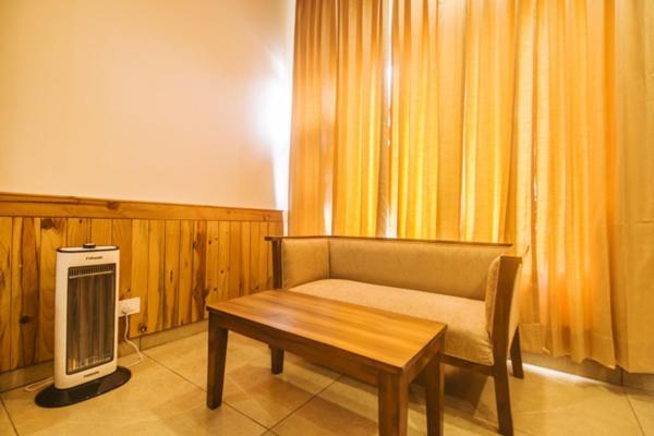 Wow Stayz2 Hotel The Lodge Dharamszala Kültér fotó