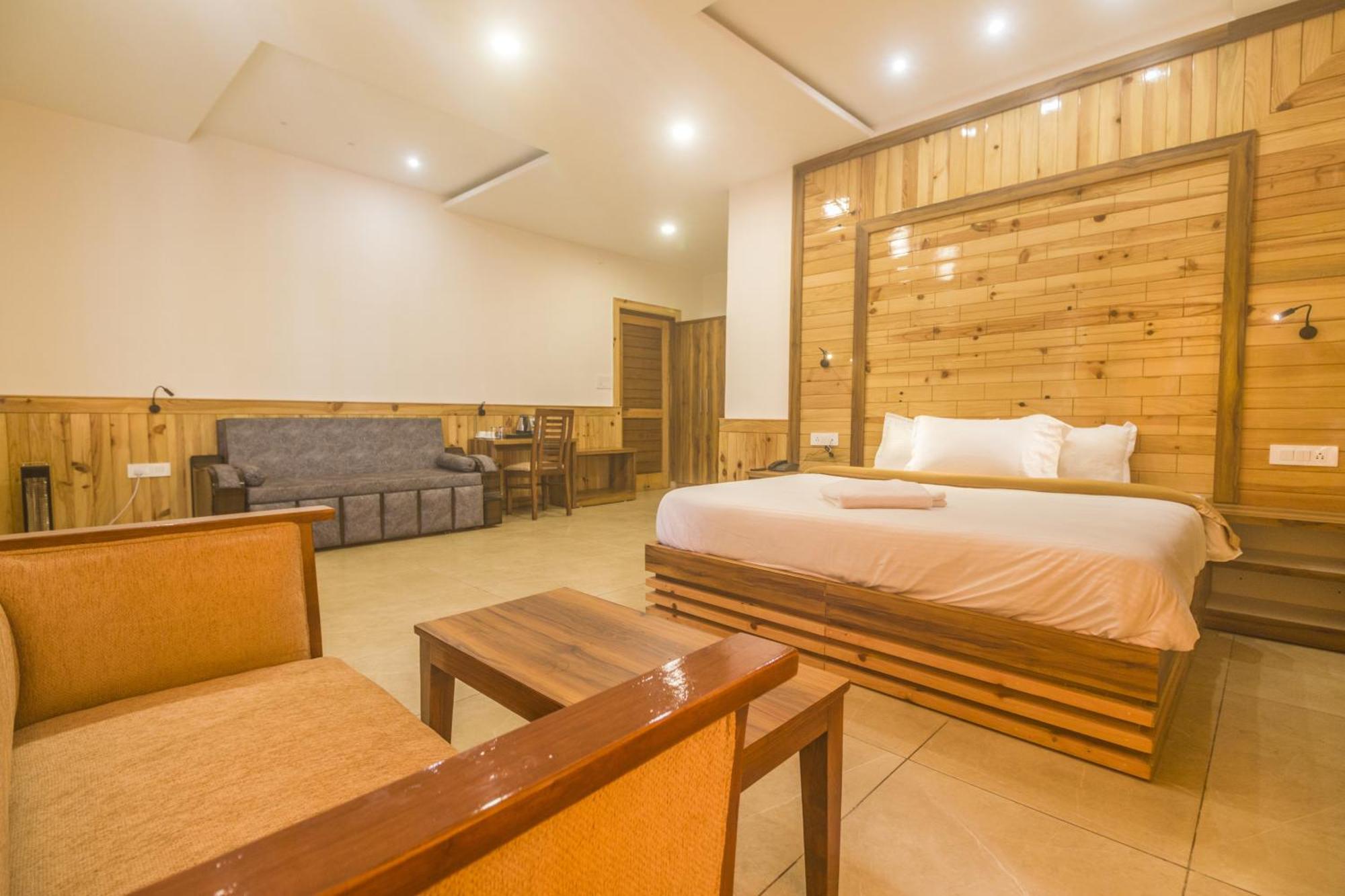 Wow Stayz2 Hotel The Lodge Dharamszala Kültér fotó