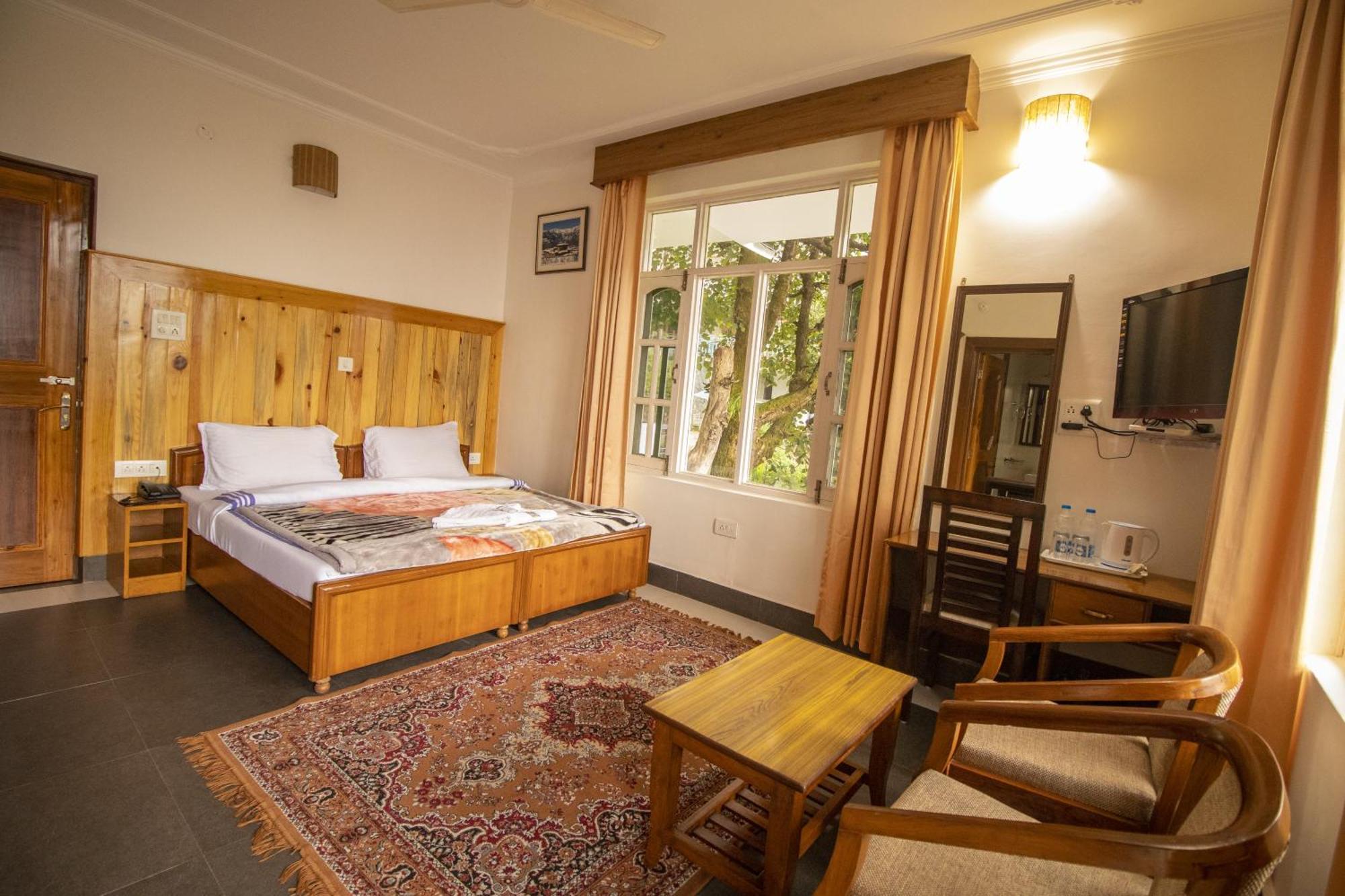 Wow Stayz2 Hotel The Lodge Dharamszala Kültér fotó