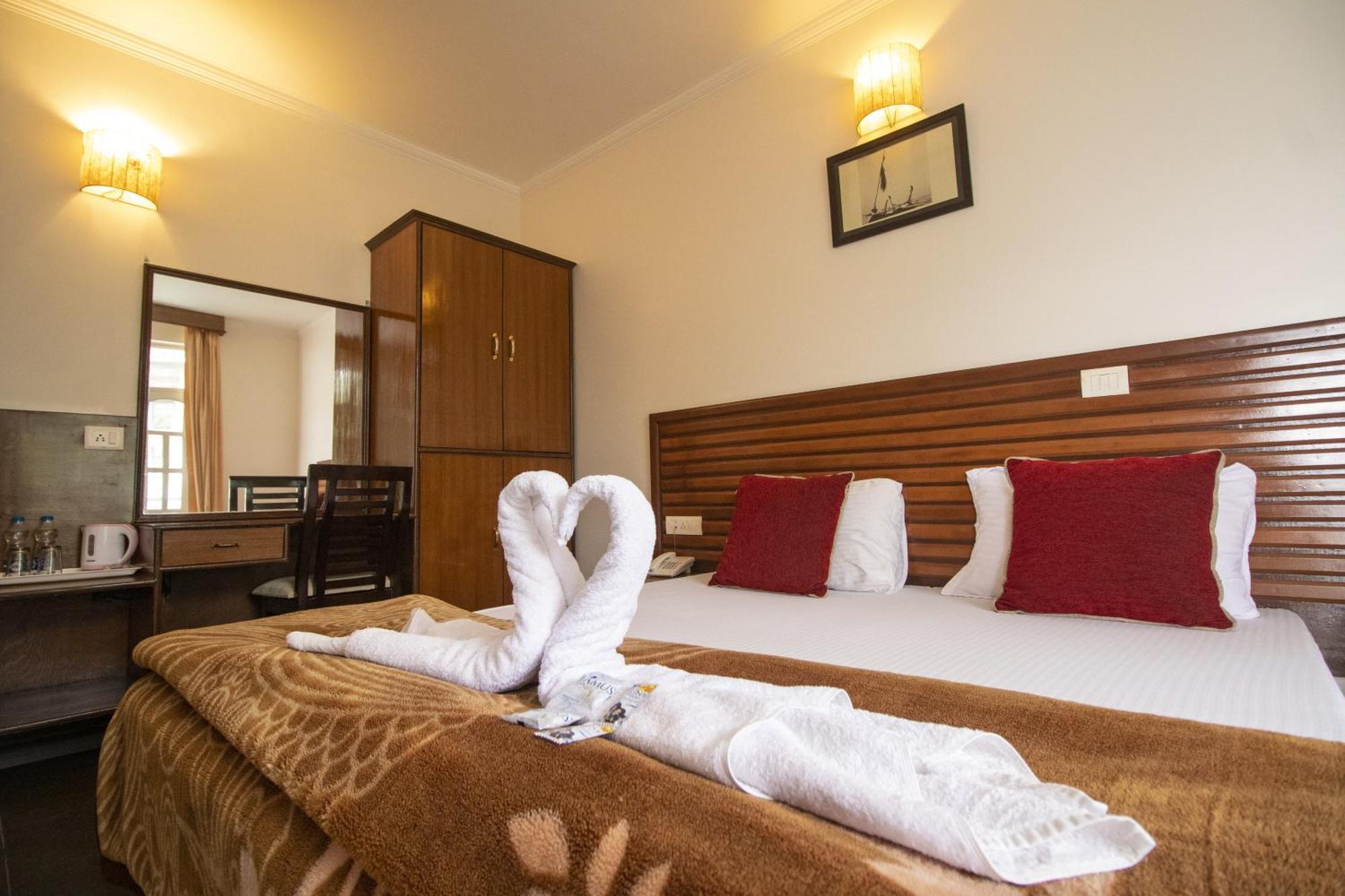 Wow Stayz2 Hotel The Lodge Dharamszala Kültér fotó
