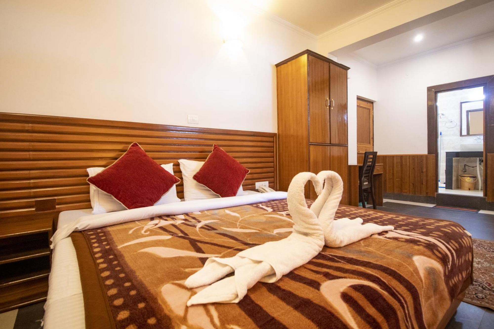 Wow Stayz2 Hotel The Lodge Dharamszala Kültér fotó